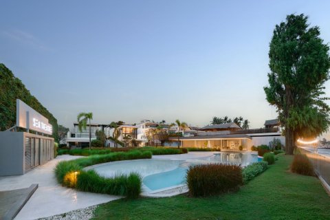 Villa in Rawai, Thailand 4 bedrooms № 70747 - photo 15