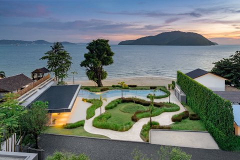 Villa in Rawai, Thailand 4 bedrooms № 70747 - photo 12