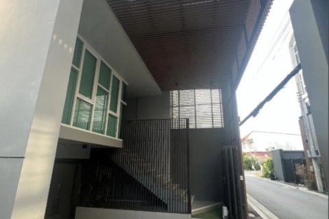 Reihenhaus in Bangkok, Thailand 2 Schlafzimmer № 82166 - Foto 2
