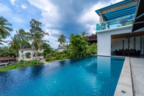 Chalet de 4 dormitorios en Surat Thani, Tailandia № 125910 - foto 5