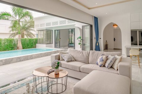Chalet de 3 dormitorios en Phuket, Tailandia № 125914 - foto 7
