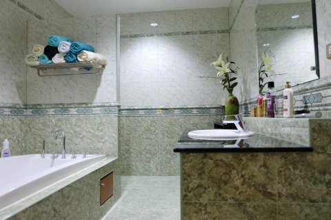 Estudio en Pattaya, Tailandia № 100209 - foto 18