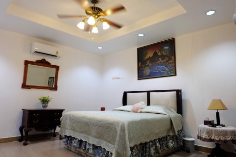 Estudio en Pattaya, Tailandia № 100209 - foto 17