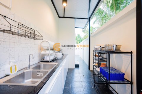 Estudio en Bang Lamung, Tailandia № 100210 - foto 3