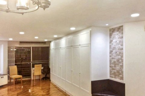Condominio de 3 dormitorios en Bangkok, Tailandia № 132967 - foto 3