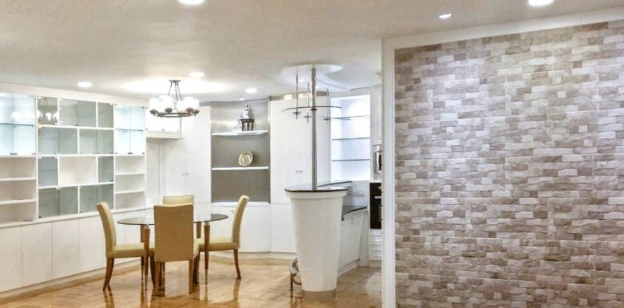 Condominio de 3 dormitorios en Bangkok, Tailandia № 132967