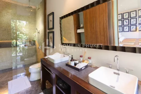 Casa de 5 dormitorios en Kamala, Tailandia № 131626 - foto 18