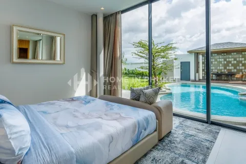 Casa de 3 dormitorios en Phuket, Tailandia № 131868 - foto 18
