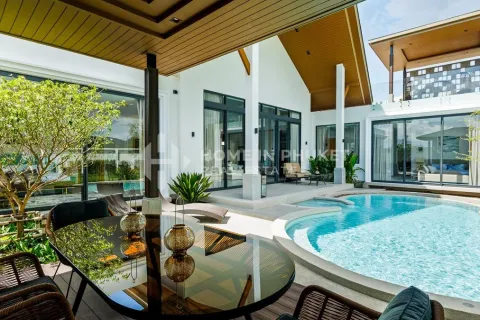 Casa de 3 dormitorios en Phuket, Tailandia № 131868 - foto 2