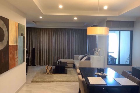 Condominio de 1 dormitorio en Sathon, Bangkok, Tailandia № 76884 - foto 2