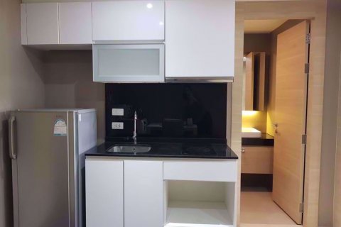 Eigentumswohnung in Bang Rak, Bangkok, Thailand, 1 Schlafzimmer  № 76880 - Foto 3
