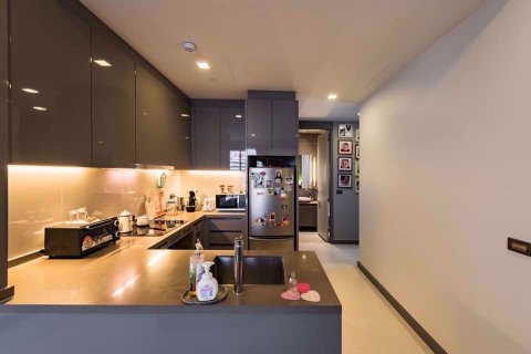 Condominio de 2 dormitorios en Bang Rak, Bangkok, Tailandia № 76882 - foto 5
