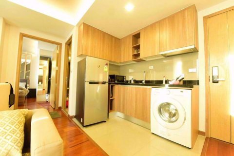 Condominio de 2 dormitorios en Watthana, Bangkok, Tailandia № 76955 - foto 3