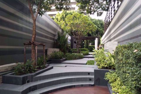 Condominio de 2 dormitorios en Watthana, Bangkok, Tailandia № 76955 - foto 8
