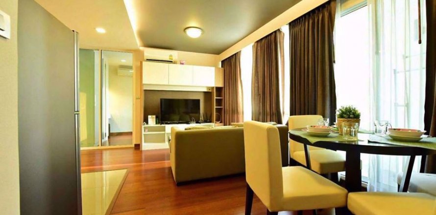 Condominio de 2 dormitorios en Watthana, Bangkok, Tailandia № 76955