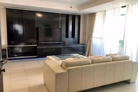 Condominio de 1 dormitorio en Watthana, Bangkok, Tailandia № 76858 - foto 3