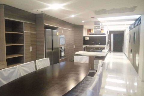 Condominio de 1 dormitorio en Watthana, Bangkok, Tailandia № 76858 - foto 6