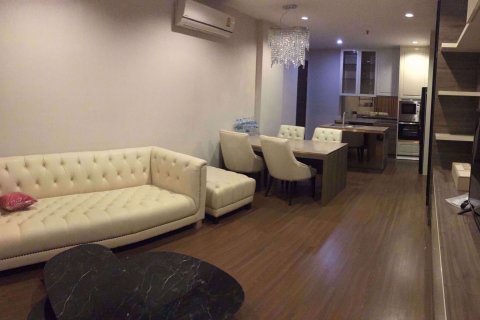 Condo à Bang Sue, Bangkok, Thaïlande, 2 chambres  № 76857