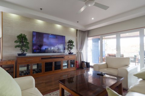 Condominio de 2 dormitorios en Bang Lamung, Tailandia № 123477 - foto 23