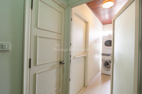 Condominio de 2 dormitorios en Bang Lamung, Tailandia № 123477 - foto 3