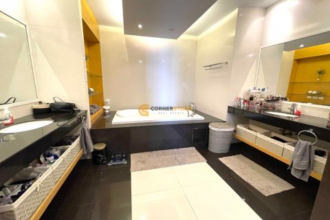 Estudio en el condominio en Jomtien Beach, Pattaya, Tailandia № 100263 - foto 17