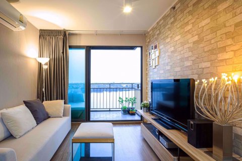 Condominio de 2 dormitorios en Yan Nawa, Bangkok, Tailandia № 76522 - foto 2