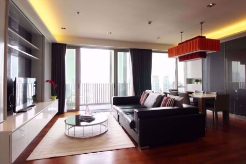 Condominio de 3 dormitorios en Khlong Toei, Bangkok, Tailandia № 76507 - foto 2