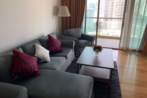Condominio de 2 dormitorios en Khlong Toei, Bangkok, Tailandia № 76521 - foto 3