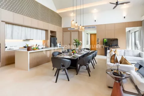 Casa de 4 dormitorios en Phuket, Tailandia № 131803 - foto 6