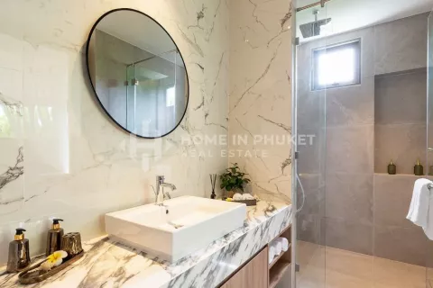 Casa de 4 dormitorios en Phuket, Tailandia № 131803 - foto 16