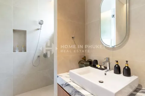 Casa de 4 dormitorios en Phuket, Tailandia № 131805 - foto 25