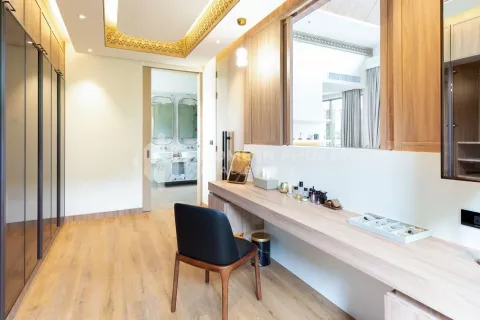 Casa de 4 dormitorios en Phuket, Tailandia № 131805 - foto 11