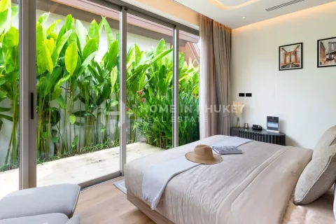 Casa de 4 dormitorios en Phuket, Tailandia № 131805 - foto 14