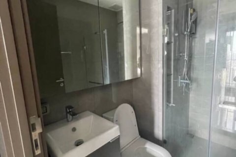 Condominio de 1 dormitorio en Chatuchak, Bangkok, Tailandia № 132588 - foto 4