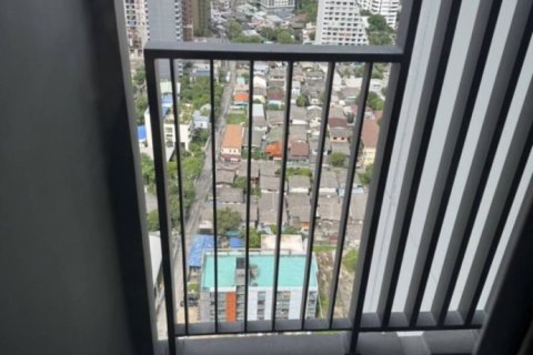 Condominio de 1 dormitorio en Chatuchak, Bangkok, Tailandia № 132588 - foto 5