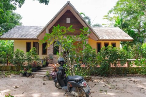 Terreno en Hua Hin, Tailandia № 132585 - foto 2