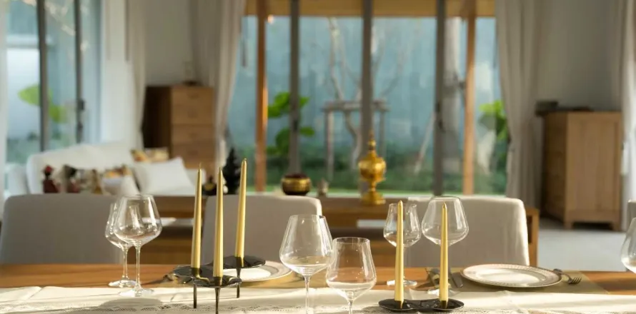 Casa de 5 dormitorios en Bang Tao, Tailandia № 101934