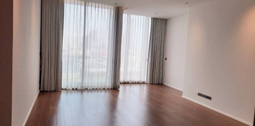 คอนโดมิเนียมในคลองเตย, กรุงเทพฯ, ประเทศไทย, 2 ห้องนอน № 123720
