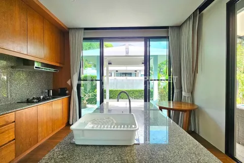 Casa de 3 dormitorios en Nai Harn Beach, Tailandia № 131642 - foto 8