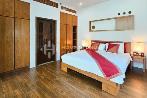 Casa de 3 dormitorios en Nai Harn Beach, Tailandia № 131642 - foto 13