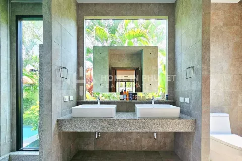 Casa de 3 dormitorios en Nai Harn Beach, Tailandia № 131642 - foto 15