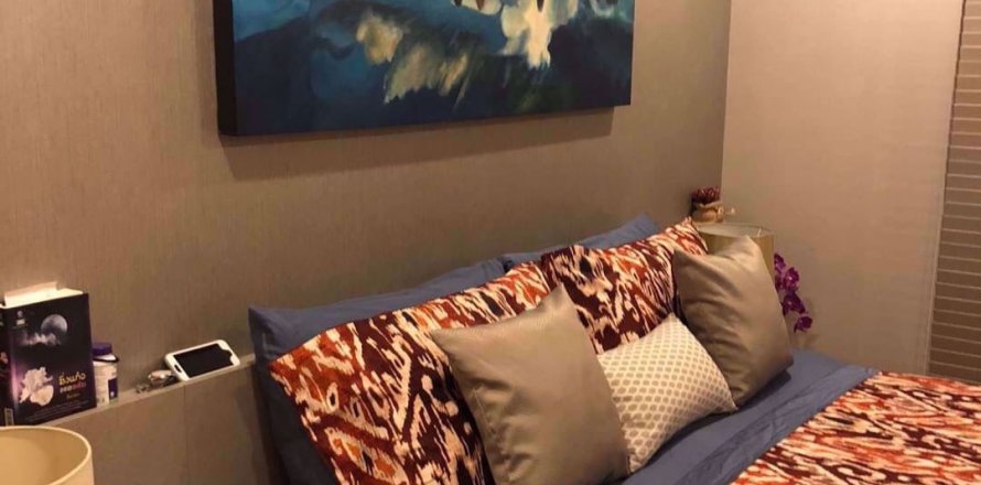 Condominio de 1 dormitorio en Khlong Toei, Bangkok, Tailandia № 76140