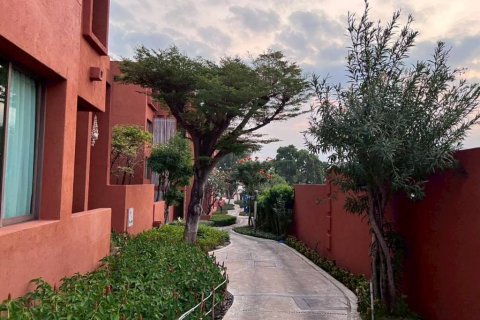 Condominio de 2 dormitorios en Hua Hin, Tailandia № 125972 - foto 7