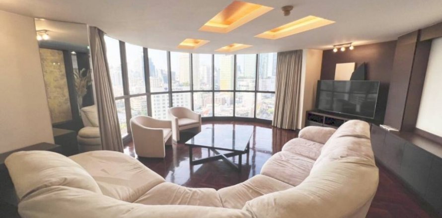 Condominio de 4 dormitorios en Khlong Toei, Bangkok, Tailandia № 132737