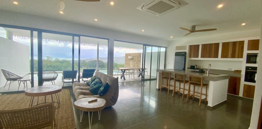 Casa de 3 dormitorios en Ko Samui, Tailandia № 124801