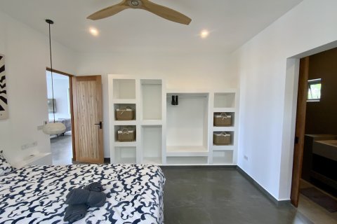 Casa de 3 dormitorios en Ko Samui, Tailandia № 124802 - foto 11