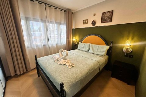 Casa de 5 dormitorios en Pattaya, Tailandia № 120301 - foto 18