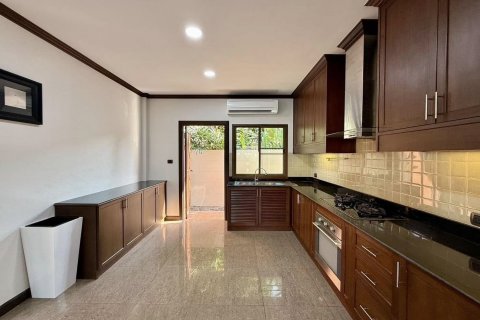 Casa de 3 dormitorios en Bang Lamung, Tailandia № 120300 - foto 10