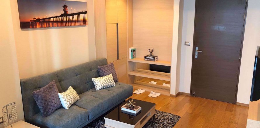 Condo à Bangkok, Thaïlande, 1 chambre à The Address Asoke  № 77514