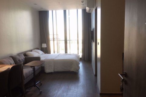 Estudio en el condominio en Bangkok, Tailandia en Park Origin Phromphong  № 77513